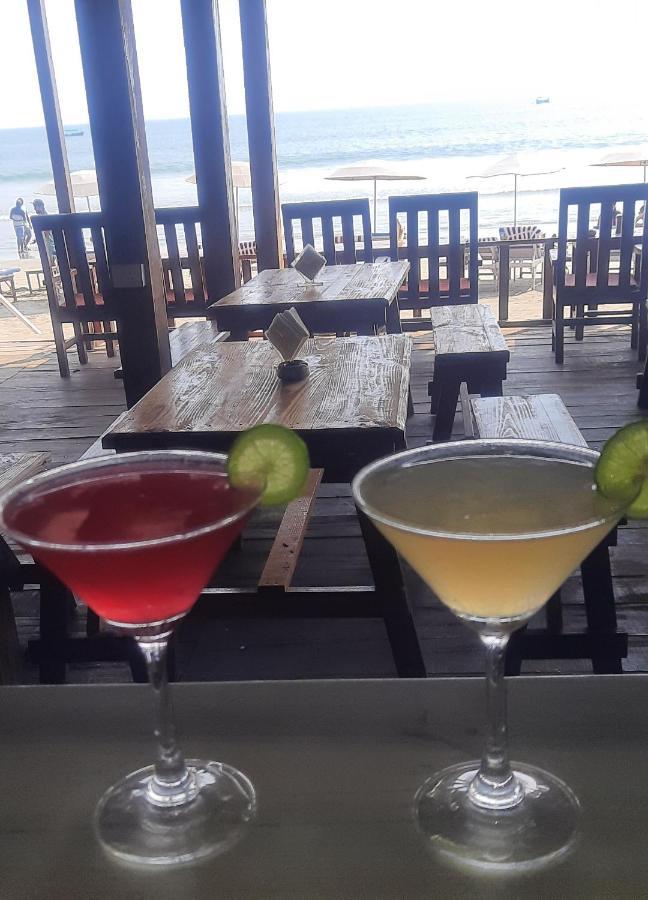 לינה וארוחת בוקר קאנאקונה Fernandes Bar And Restaurant מראה חיצוני תמונה